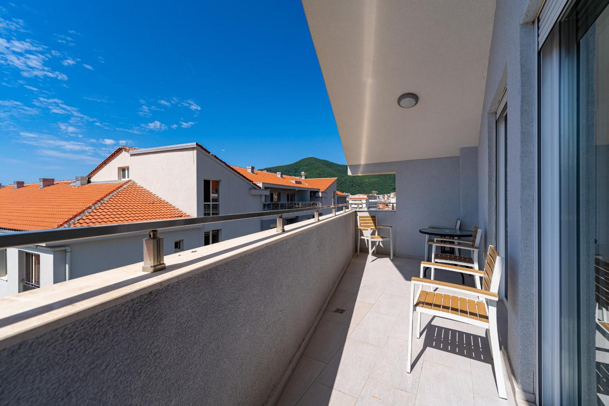 Marea Apartments Budva Eksteriør billede